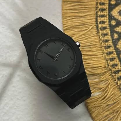 Black Aura Quartz Watch